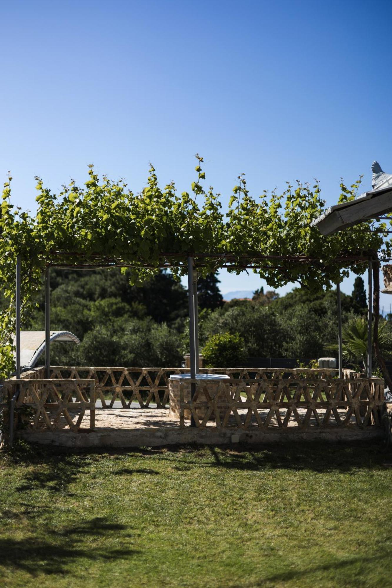 Binios Villa - Private Pool, Walking Distance From The Beach Vasilikos  Exterior photo